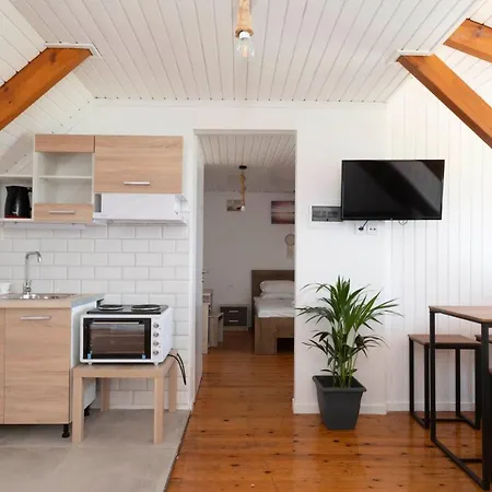 Giorgos House Attic Apartment Gialova Exterior photo
